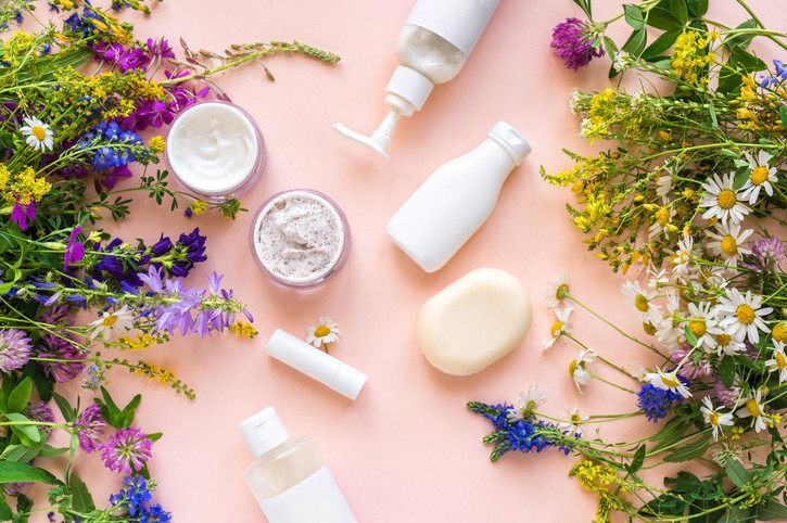 Top 10 Best Cosmetic Brands in India 2024